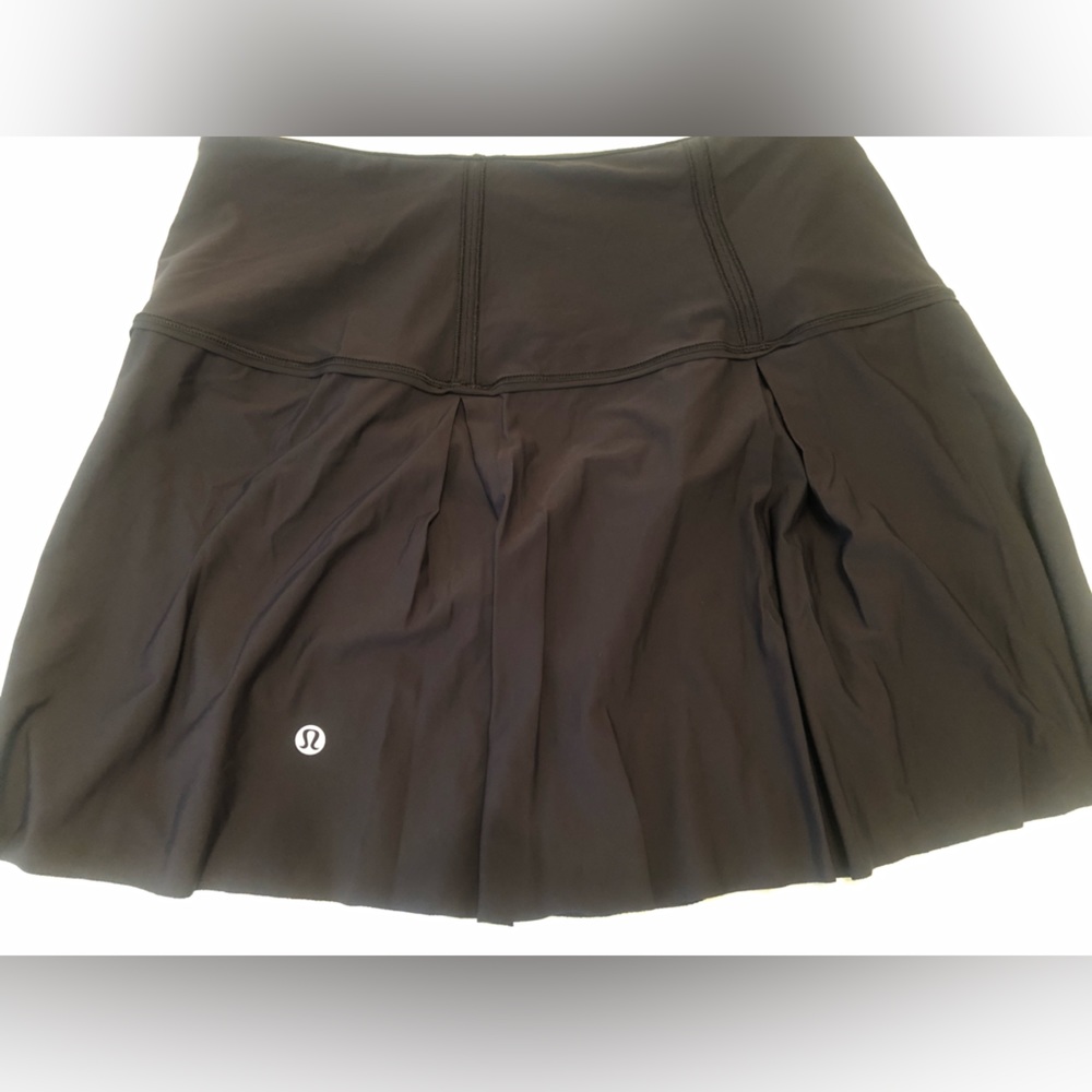 Lululemon Lost in Pace Skirt Size 6